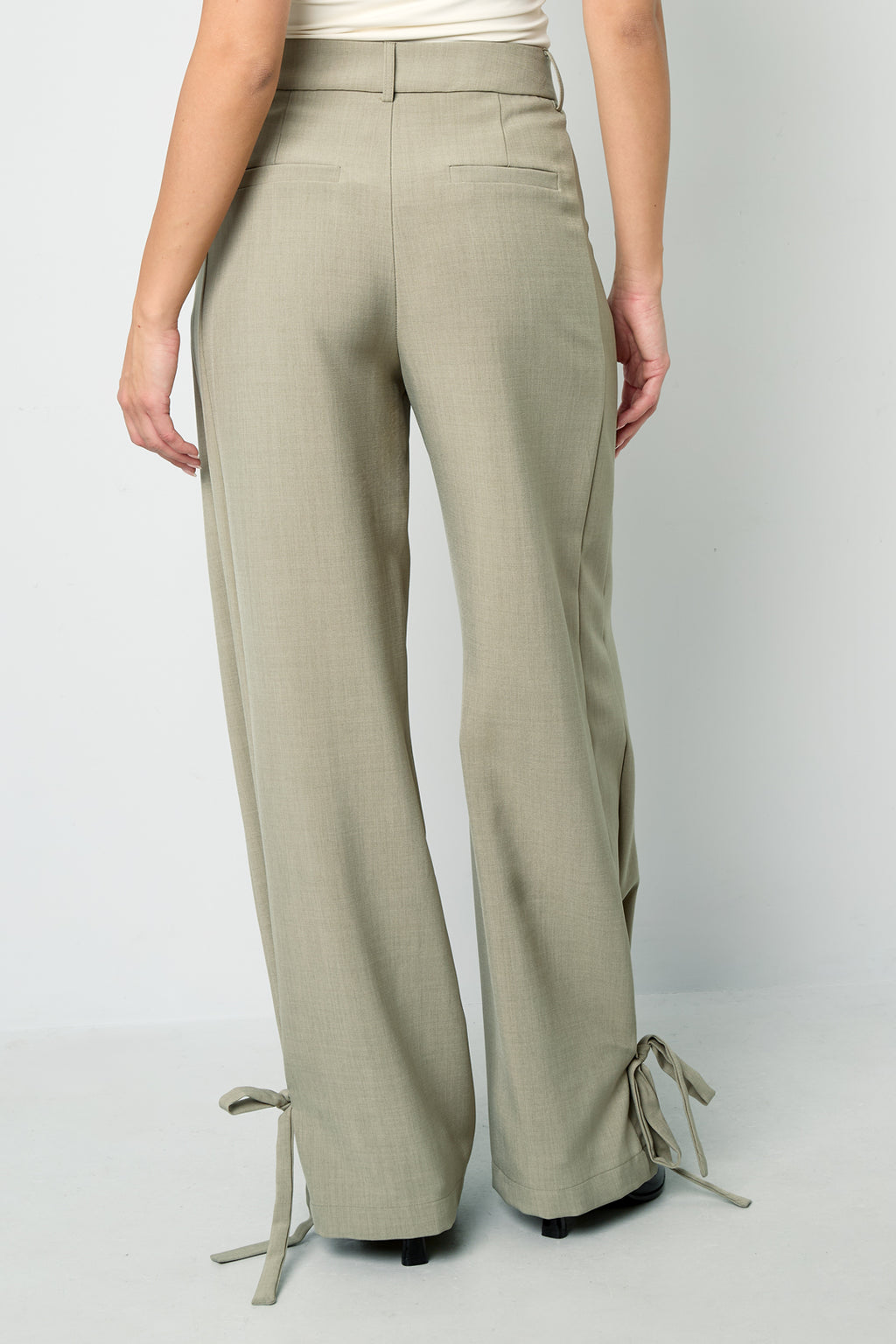 Pantalon met strikdetail