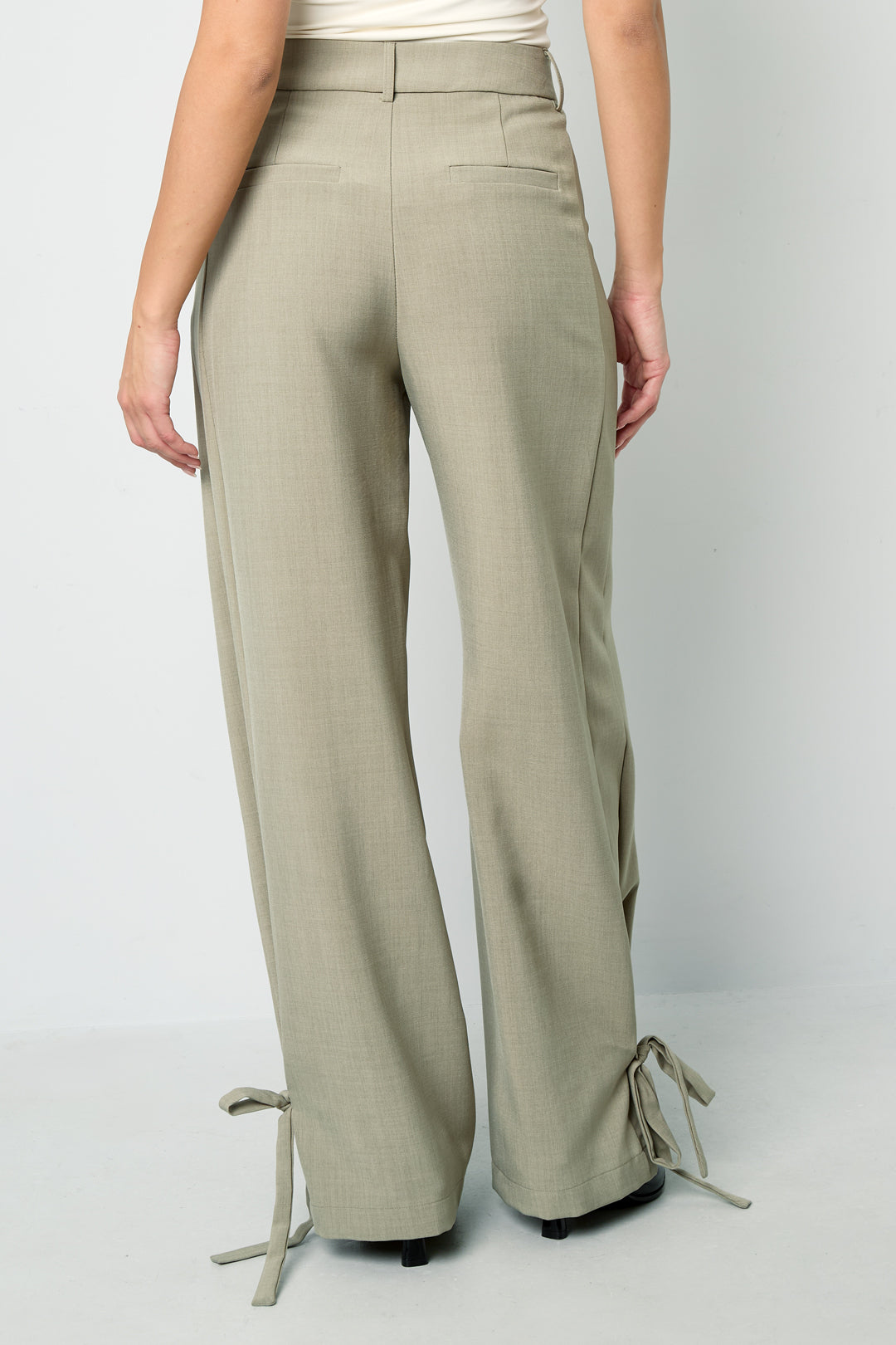 Pantalon met strikdetail