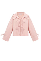 Kiana Jasje met Strikdetails