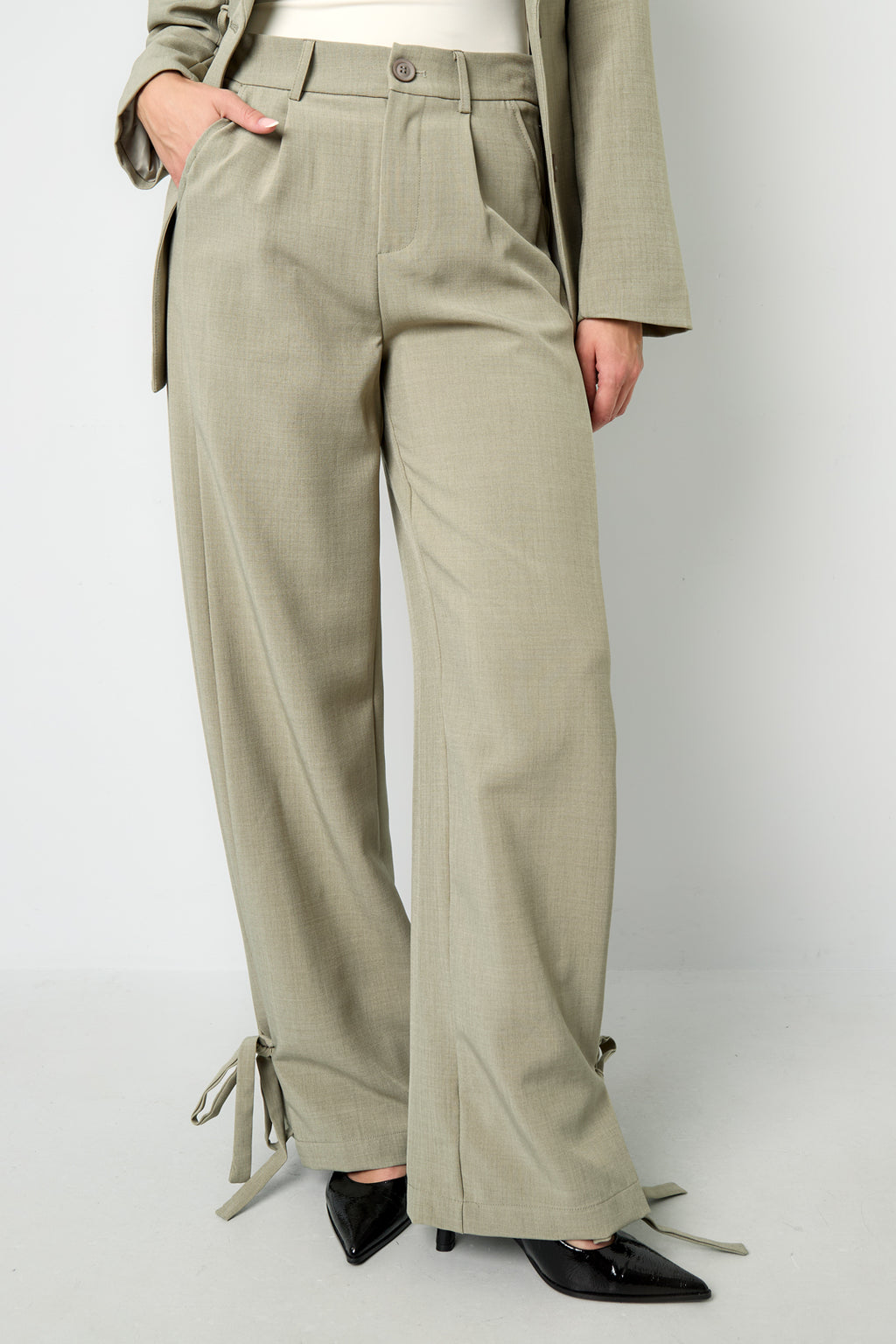 Pantalon met strikdetail